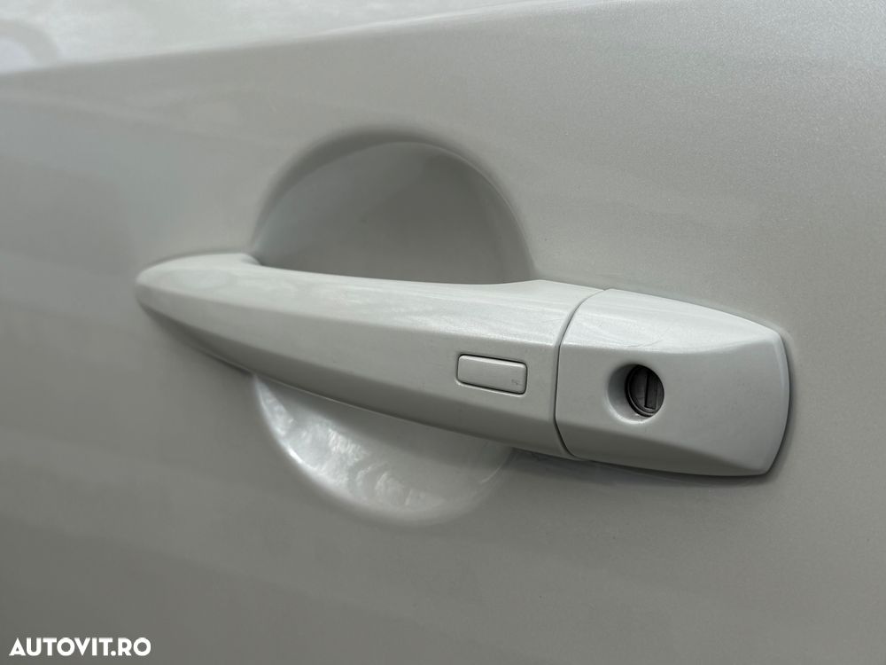 Nissan Qashqai 1.3 DIG-T MHEV N-Connecta - 39