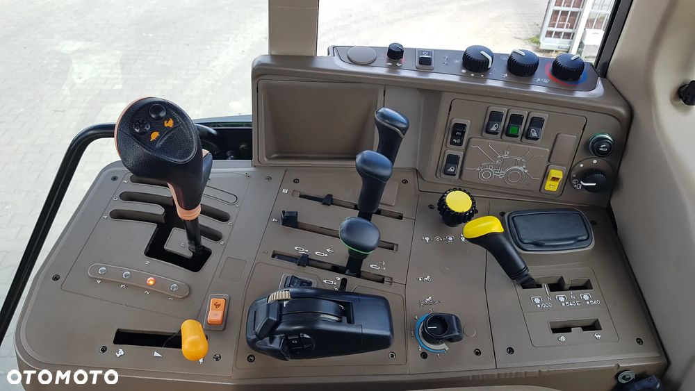 John Deere 6830 TUZ TLS 2012R - 25