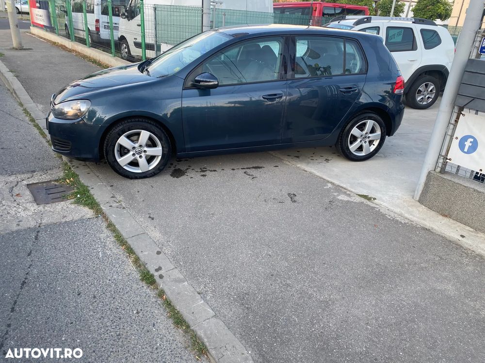Volkswagen Golf 1.6 TDI BlueMotion Technology DPF Trendline - 9
