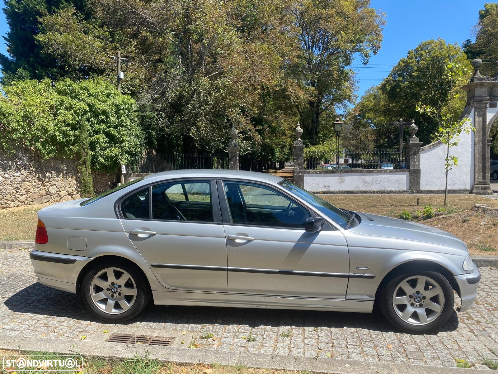 BMW 318 - 4