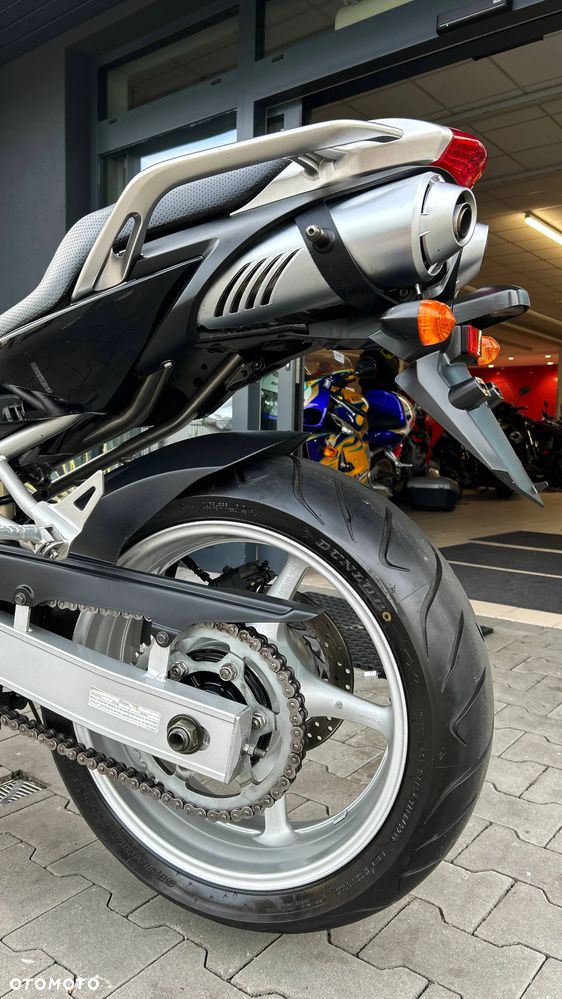 Yamaha FZ6 - 23