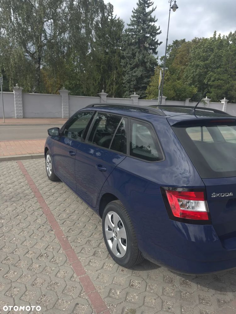 Skoda Fabia 1.0 TSI Active - 6