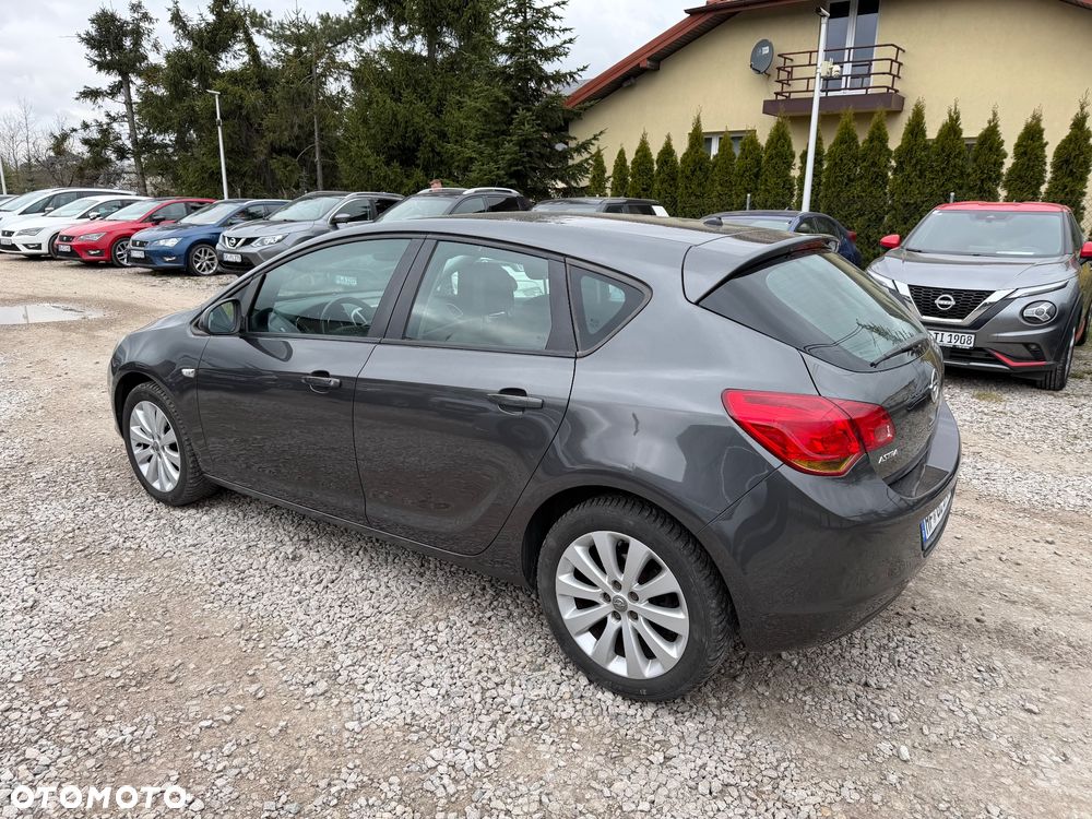 Opel Astra 1.6 Active - 16