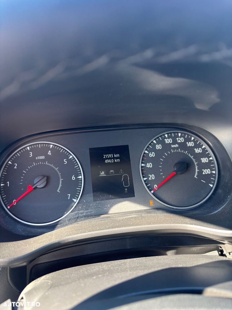 Dacia Sandero TCe 90 MT5 Expression - 9