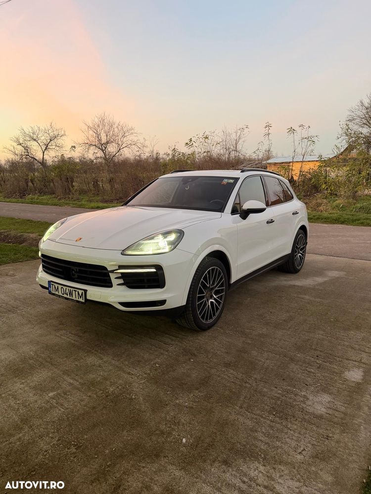 Porsche Cayenne Standard - 1