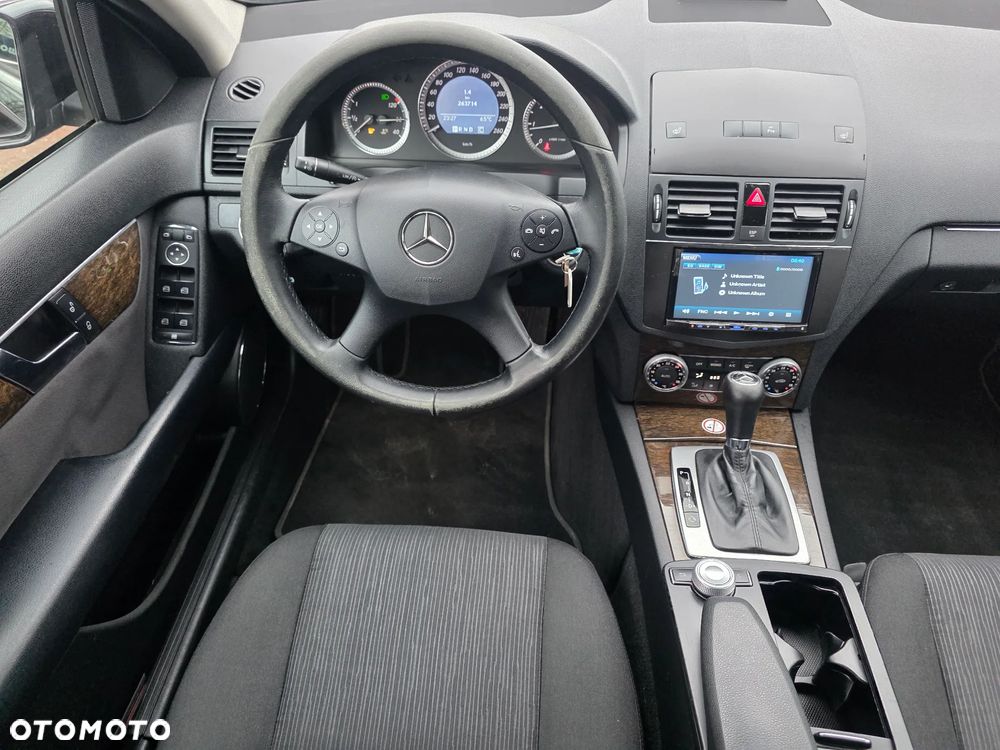 Mercedes-Benz Klasa C 220 CDI DPF Automatik Elegance - 21