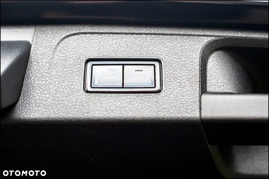 Volkswagen Passat - 30