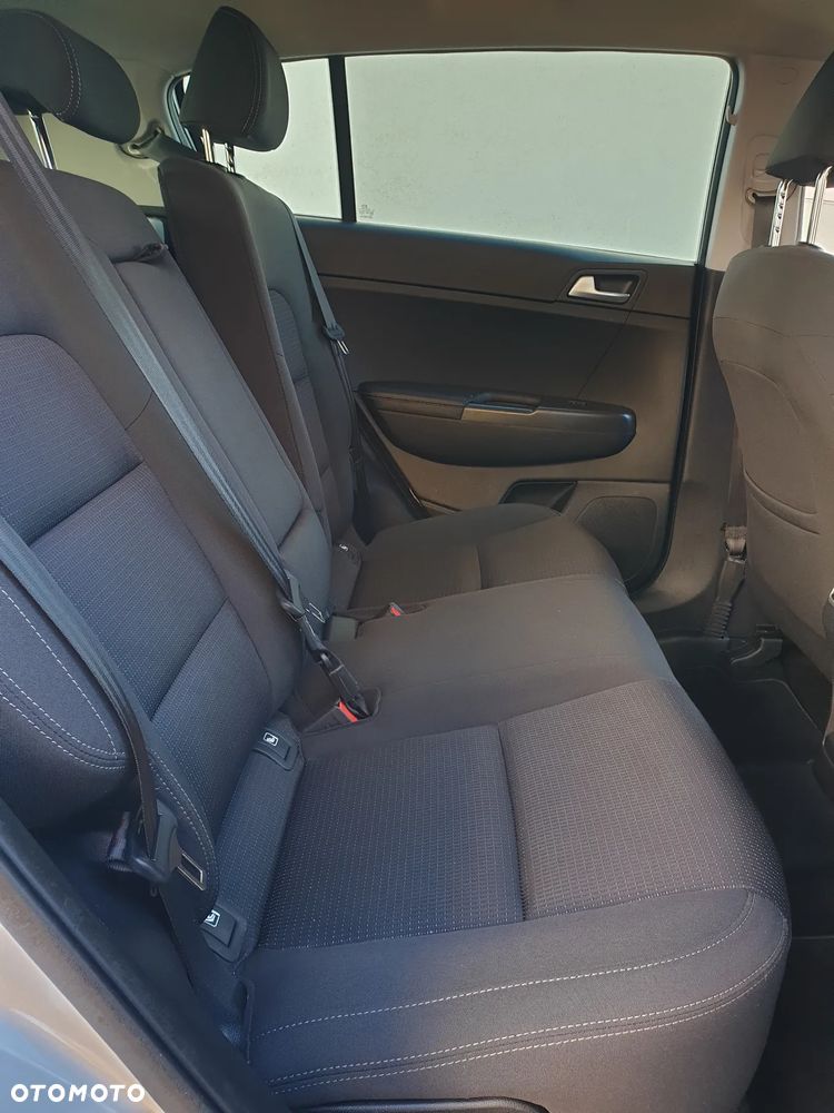 Kia Sportage 1.6 GDI 2WD SPIRIT - 33