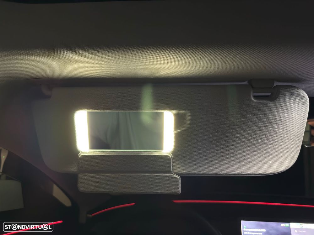 Tesla Model 3 Standard RWD - 19