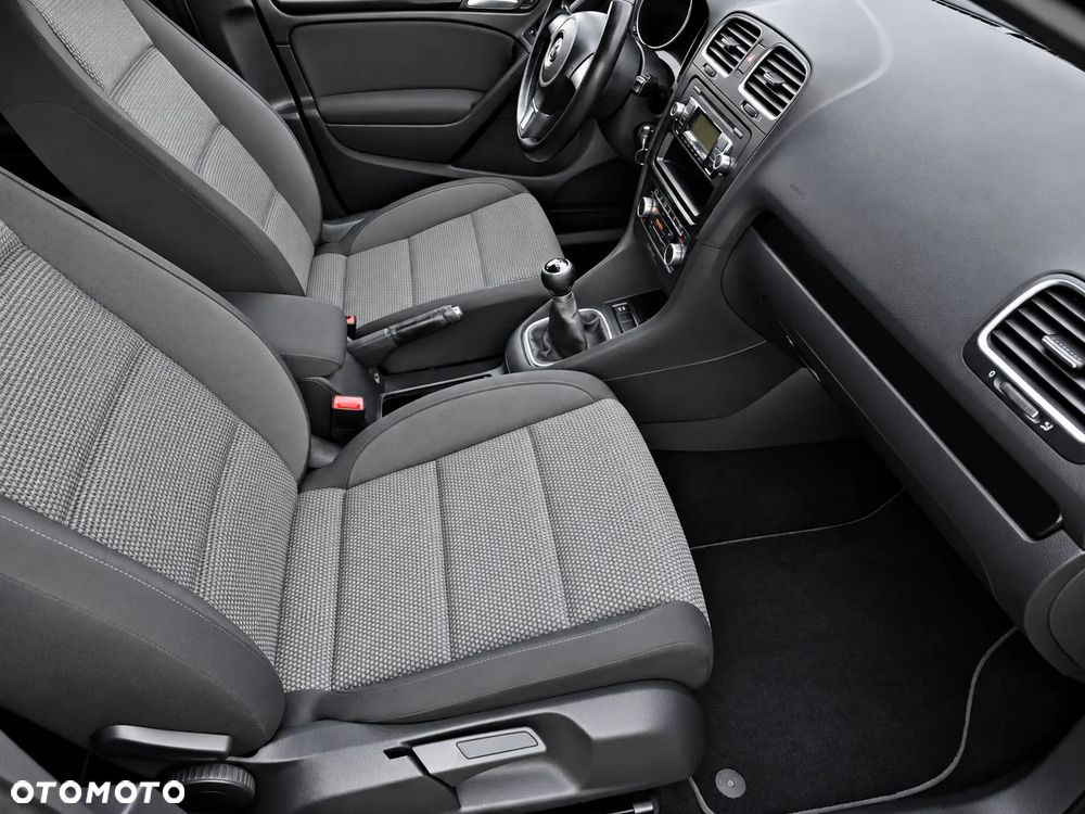 Volkswagen Golf 1.6 United - 17
