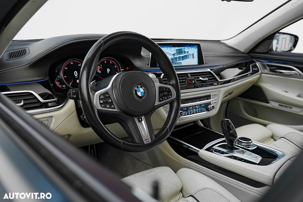 BMW Seria 7 740d xDrive - 12
