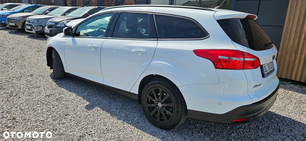 Ford Focus 1.5 TDCi DPF Start-Stopp-System Business - 9