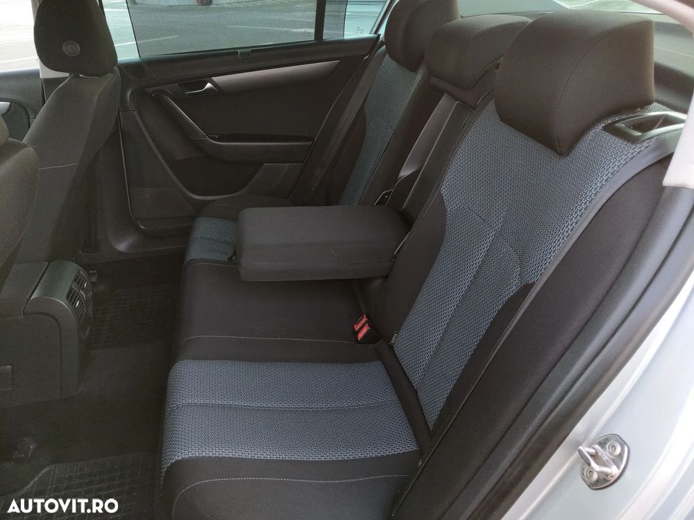 Volkswagen Passat 1.6TDI BlueMotion Tehnology Trendline - 22