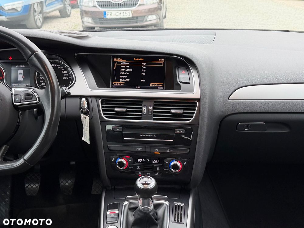 Audi A4 Avant 1.8 TFSI quattro Attraction - 28