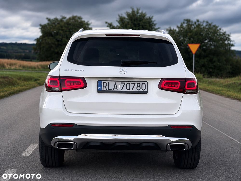 Mercedes-Benz GLC 300 4Matic 9G-TRONIC - 11