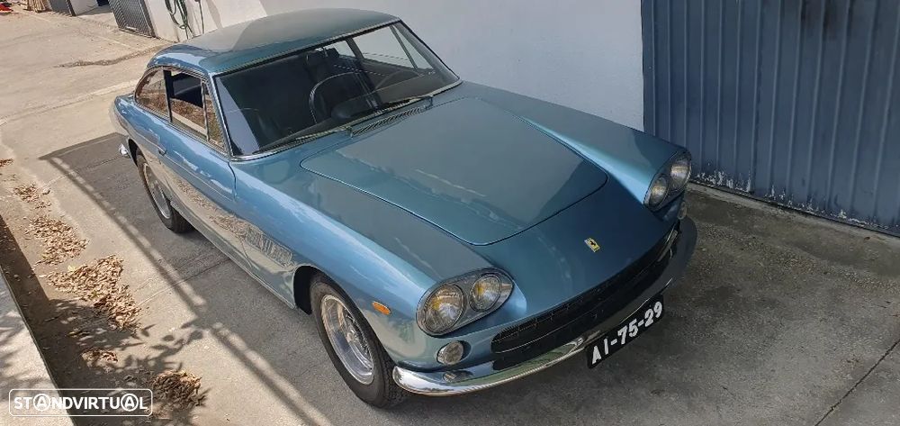 Ferrari 330 - 8