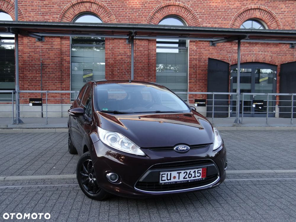 Ford Fiesta 1.25 Ambiente - 2