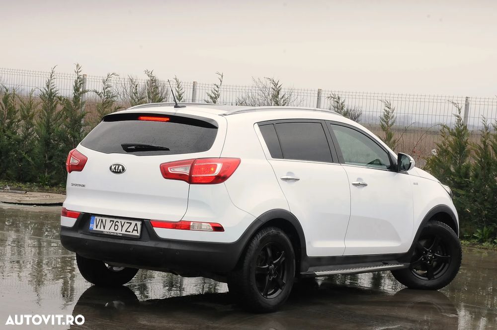 Kia Sportage 2.0 DSL HP 6AT 4x4 Style - 4