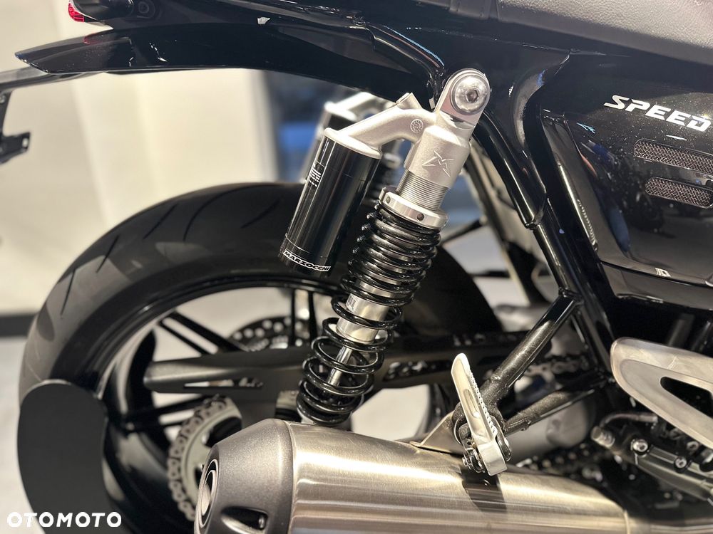 Triumph Speed Twin - 8