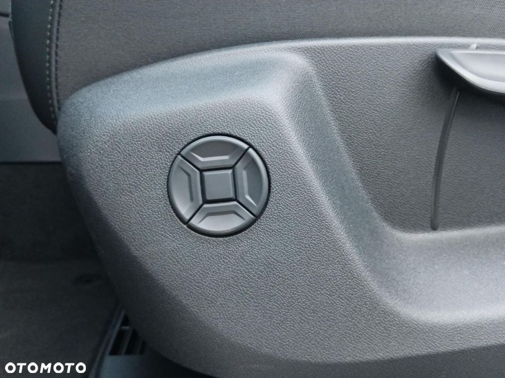 Volkswagen Tiguan - 21