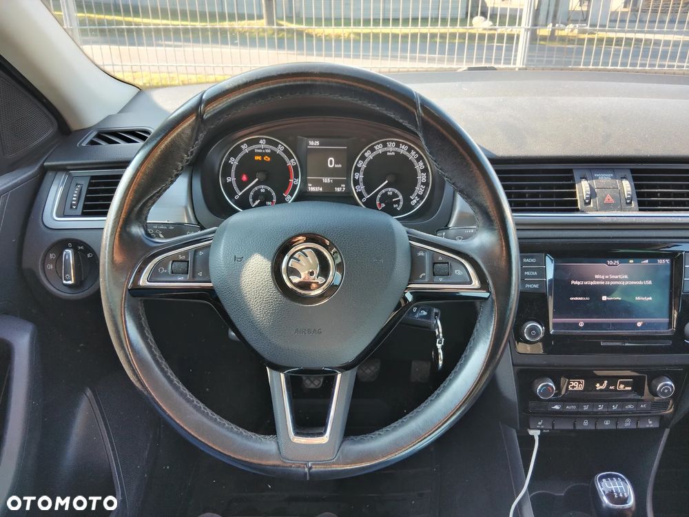 Skoda RAPID Spb 1.0 TSI Style - 8