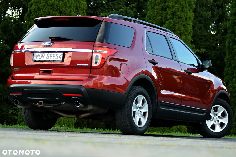 Ford Explorer - 24