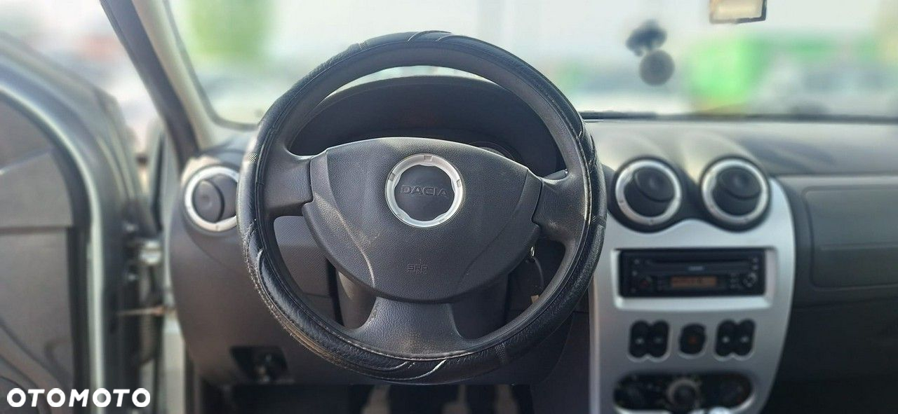 Dacia Logan - 10