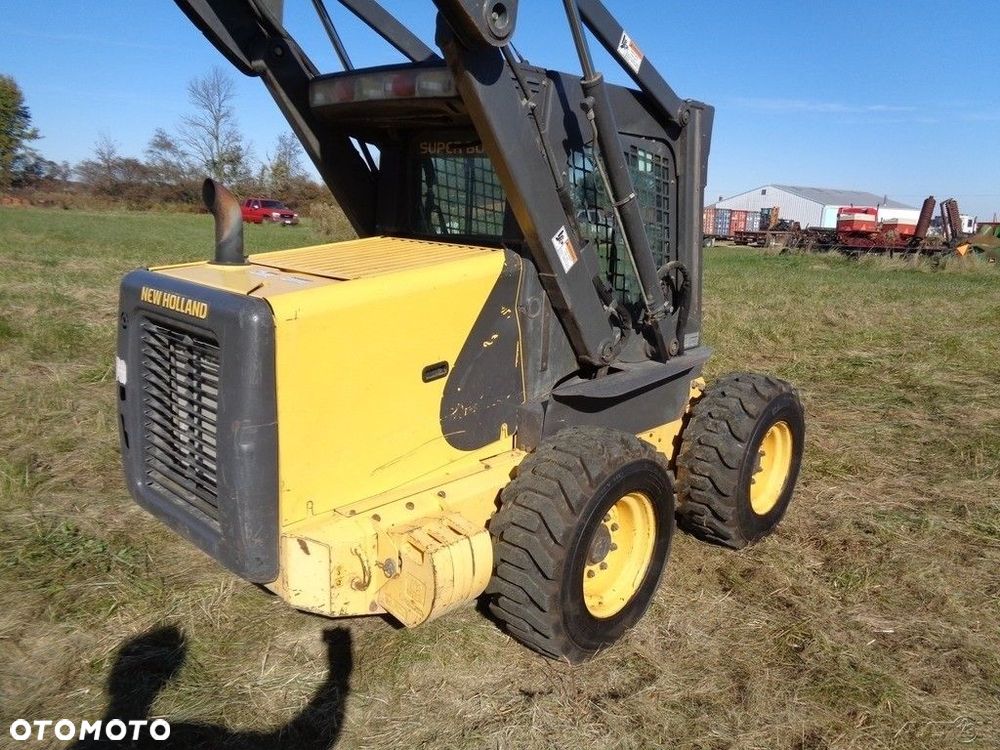 New Holland 2007 New Holland L185 Skid Steer CabHeatAir Pilot CTRLS 2 SPD 2 480 godzin-4200 ładowarka burtowa - 5