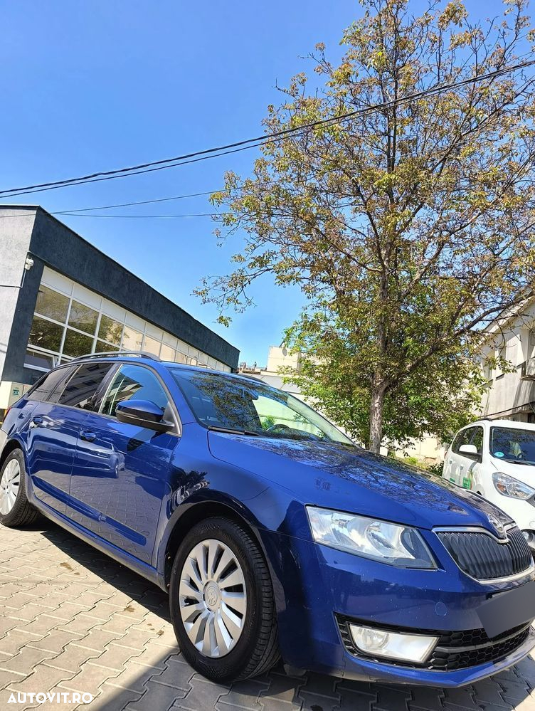 Skoda Octavia Combi 2.0 TDI Clever - 4