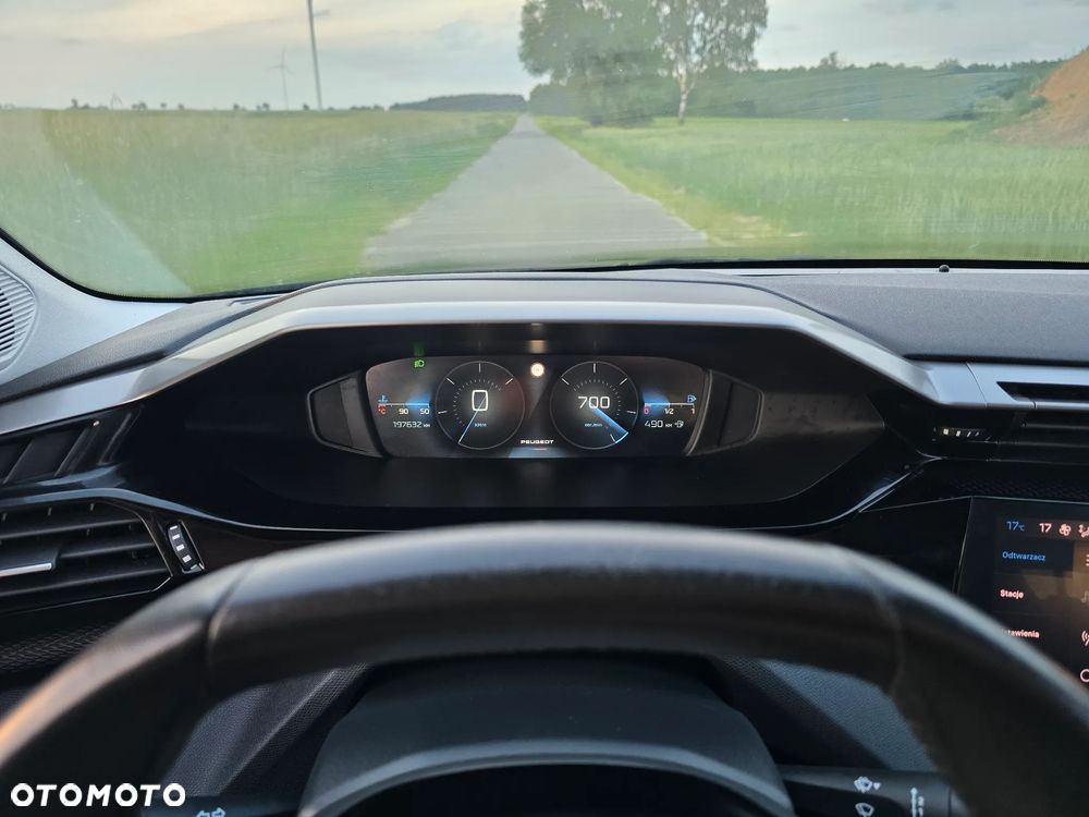 Peugeot 308 1.2 PureTech Allure S&S - 16