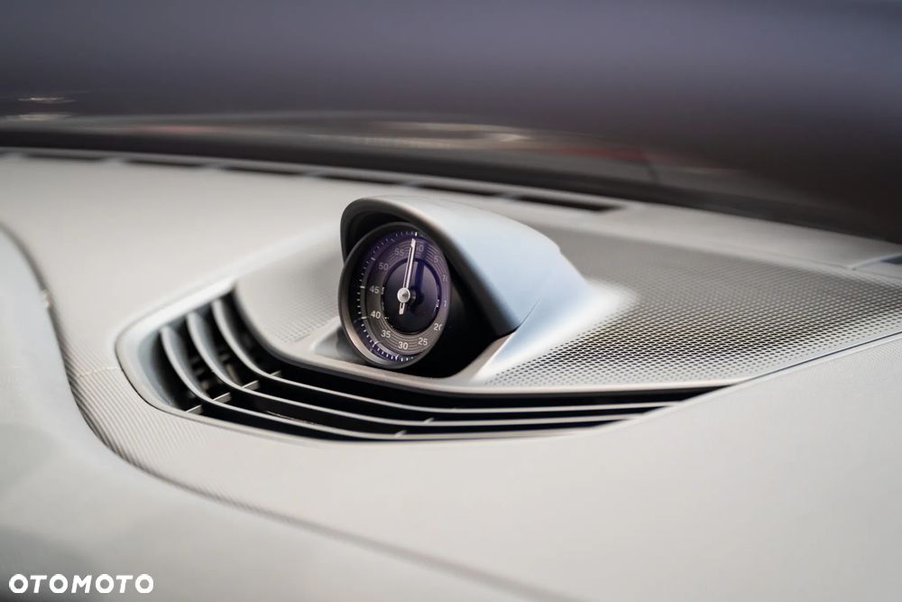 Porsche Taycan 105kWh 4 Cross Turismo - 16