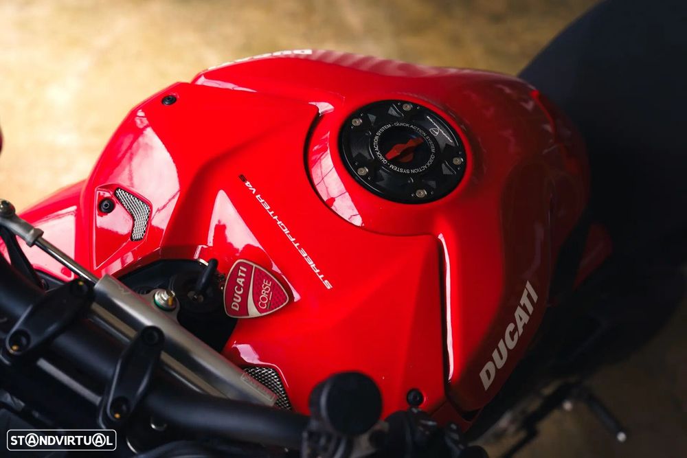 Ducati Streetfighter - 7