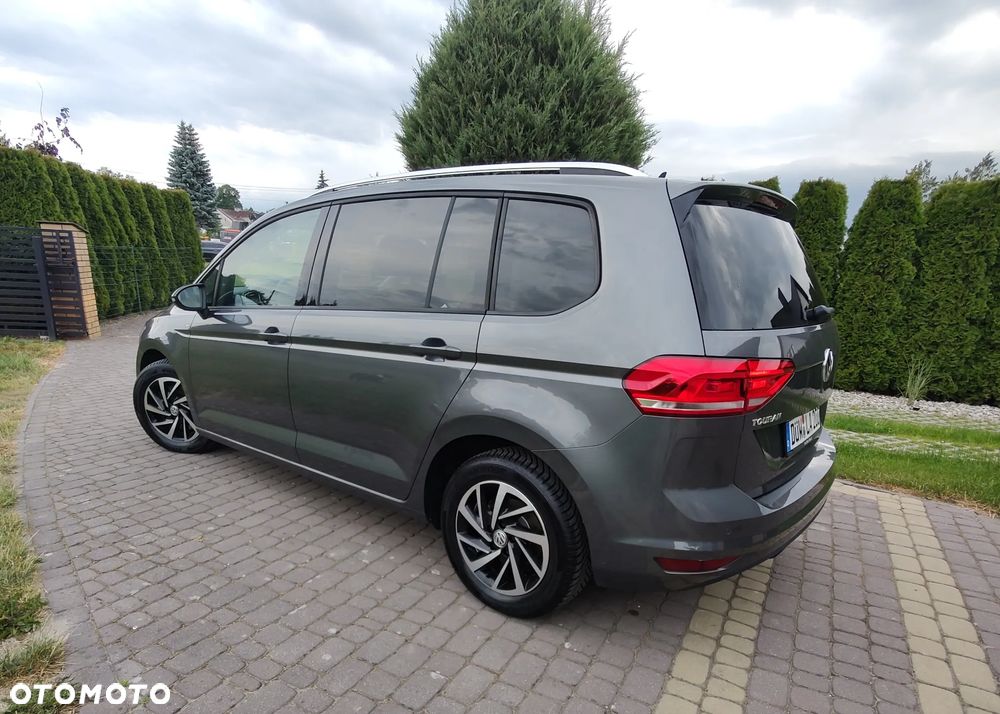 Volkswagen Touran 1.6 TDI SCR Join - 4