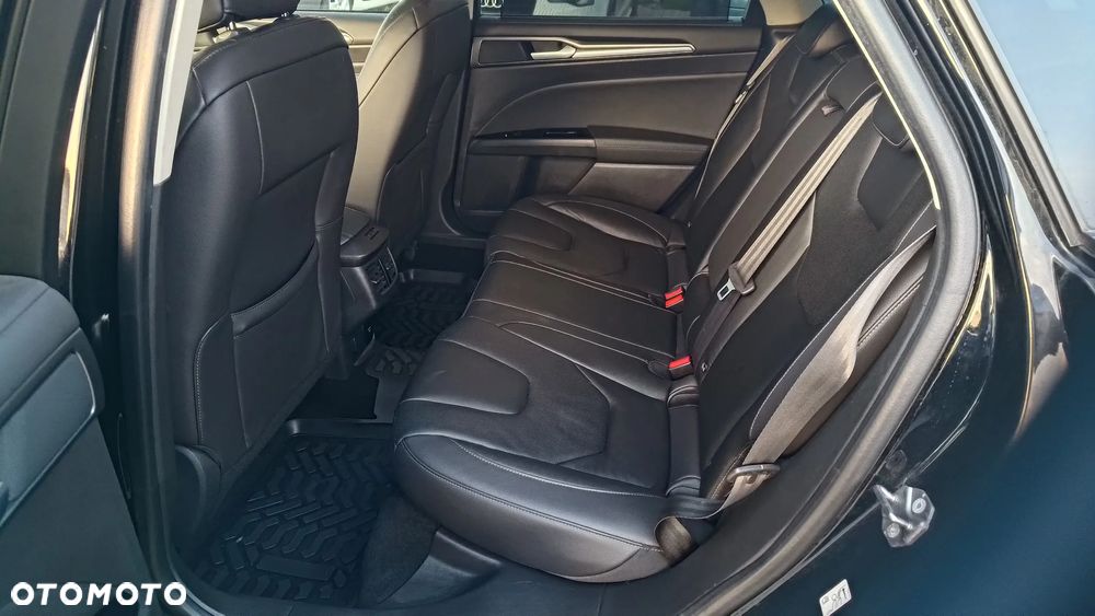 Ford Mondeo 2.0 TDCi STart-Stopp PowerShift-Aut Titanium - 8