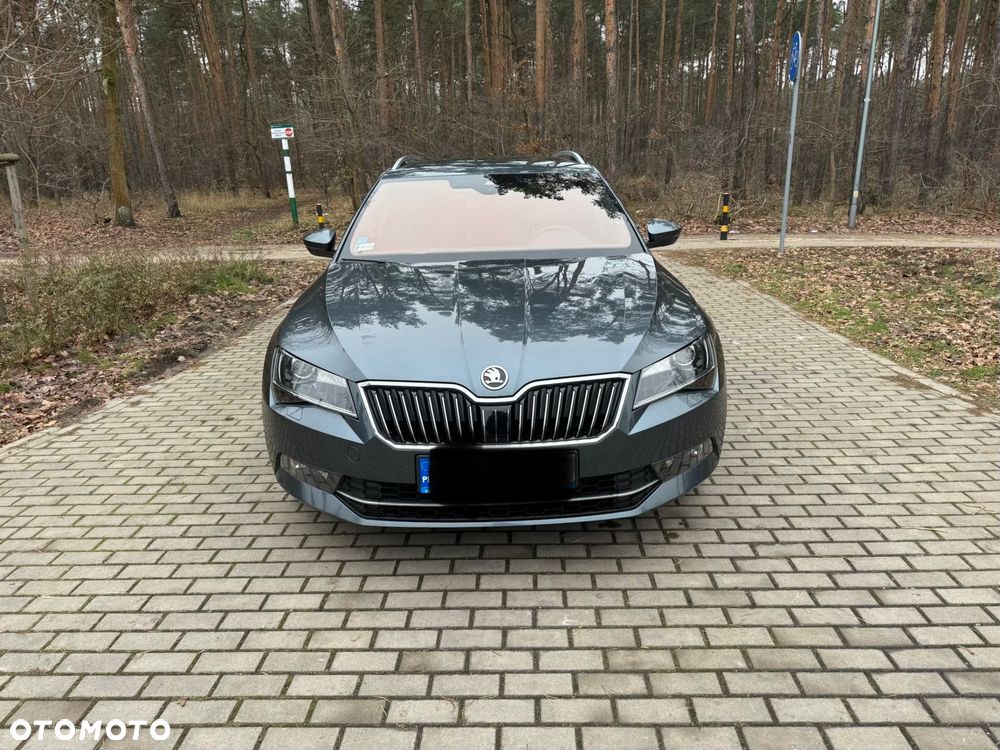 Skoda Superb 2.0 TDI SCR L&K DSG - 6