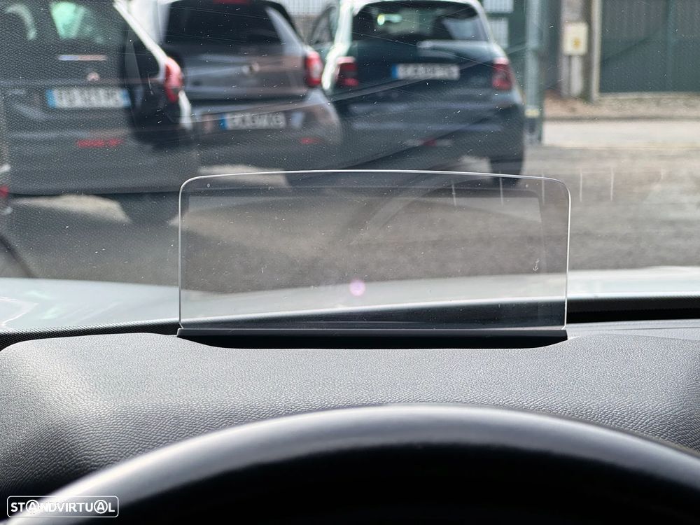 DS DS3 Crossback E-TENSE PERFORMANCE LINE - 33