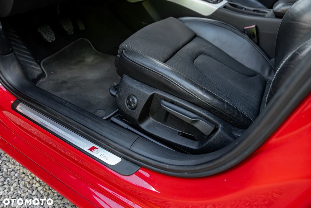 Audi A4 3.0 TDI DPF S line Sportpaket - 17