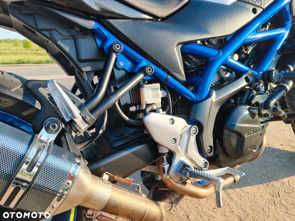 Suzuki SV - 4