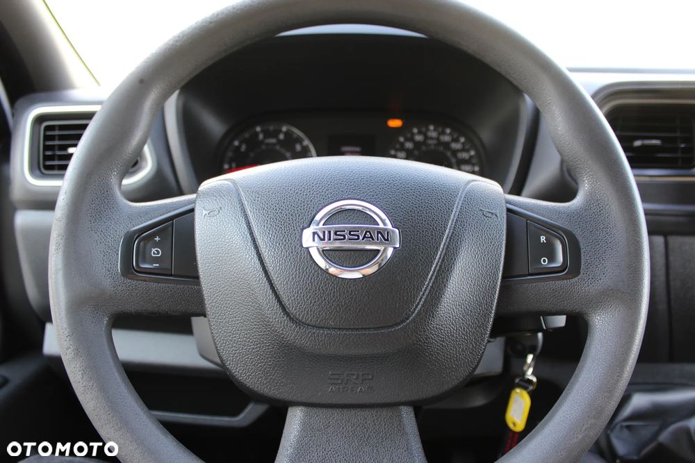 Nissan NV400 - 18