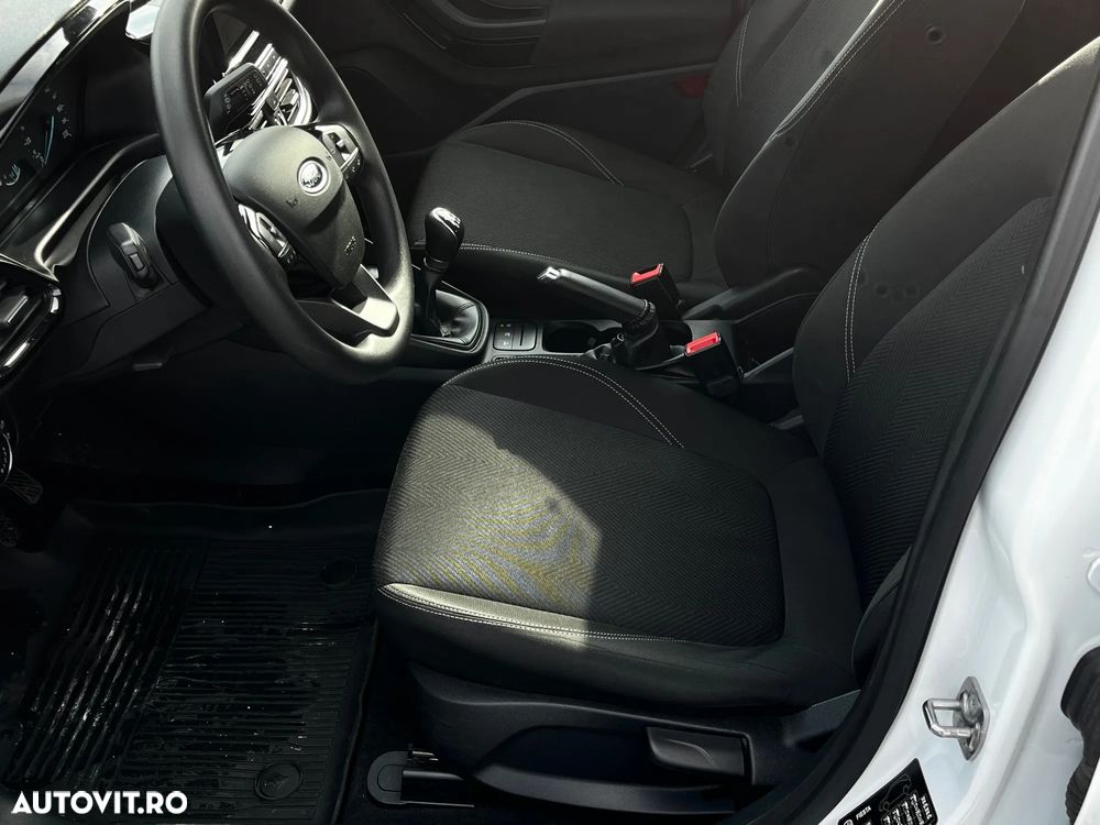 Ford Fiesta 1.1 Titanium - 9
