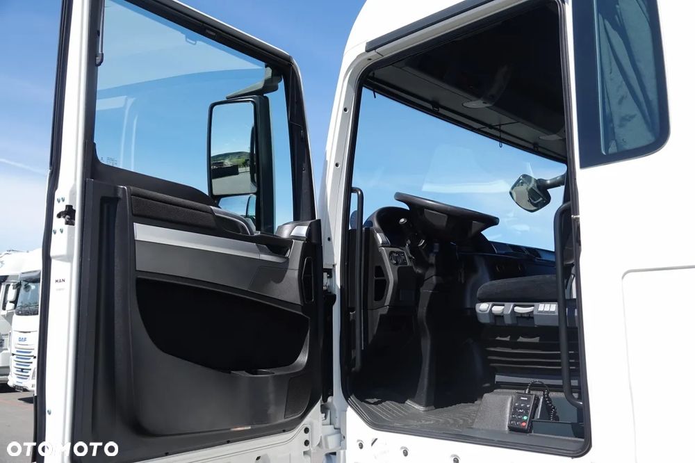 MAN TGX 18.440 / 2017 / OPONY 100 % / EURO 6 / - 23