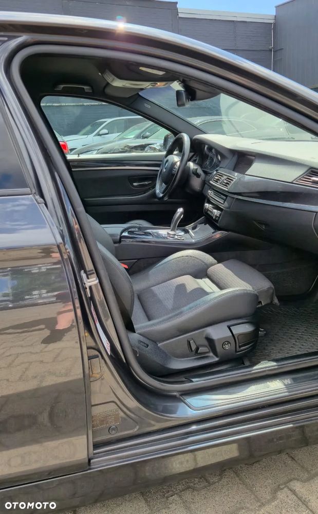 BMW Seria 5 520d - 15