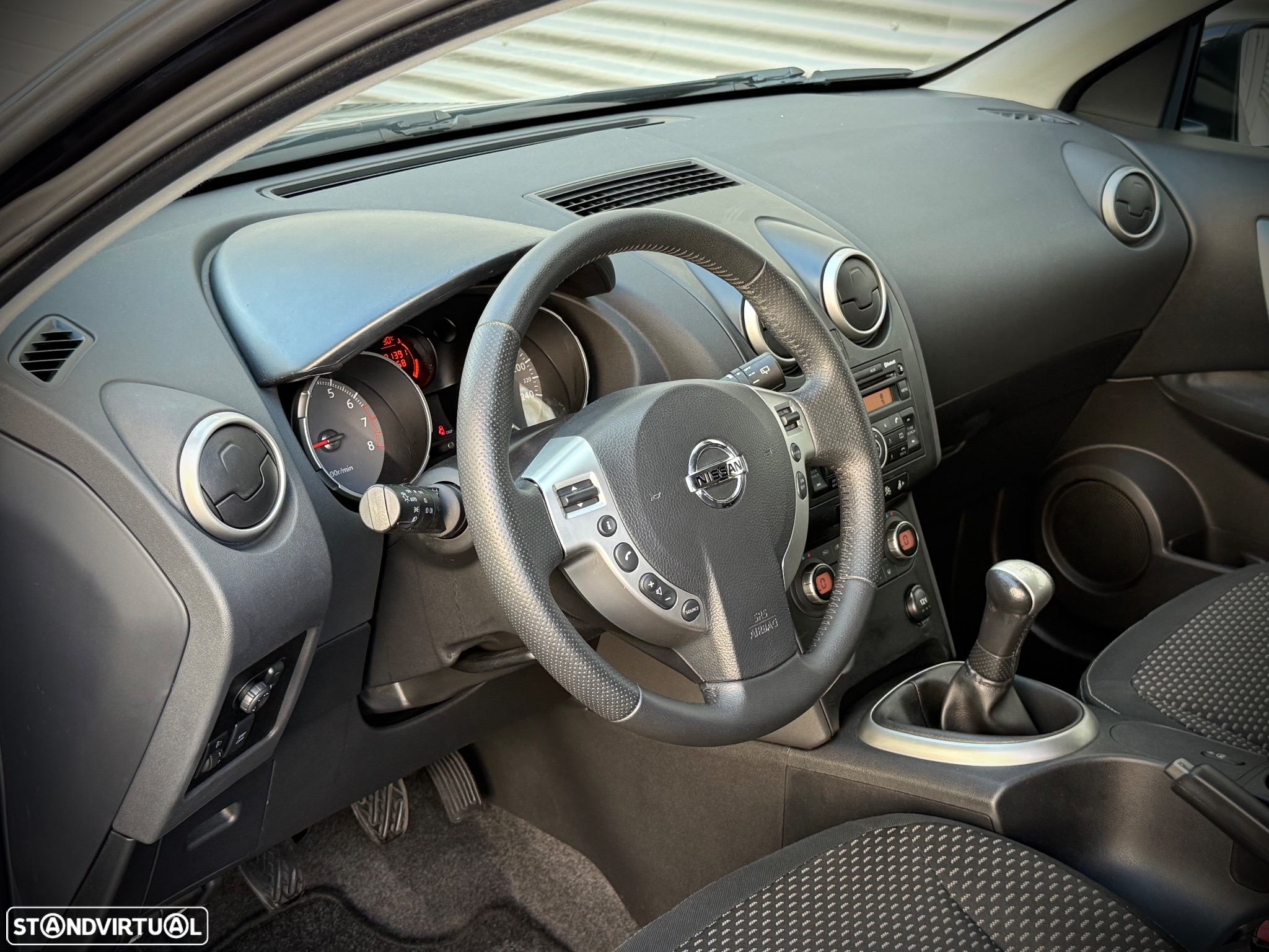 Nissan Qashqai 1.6 Tekna Sport 17 - 12