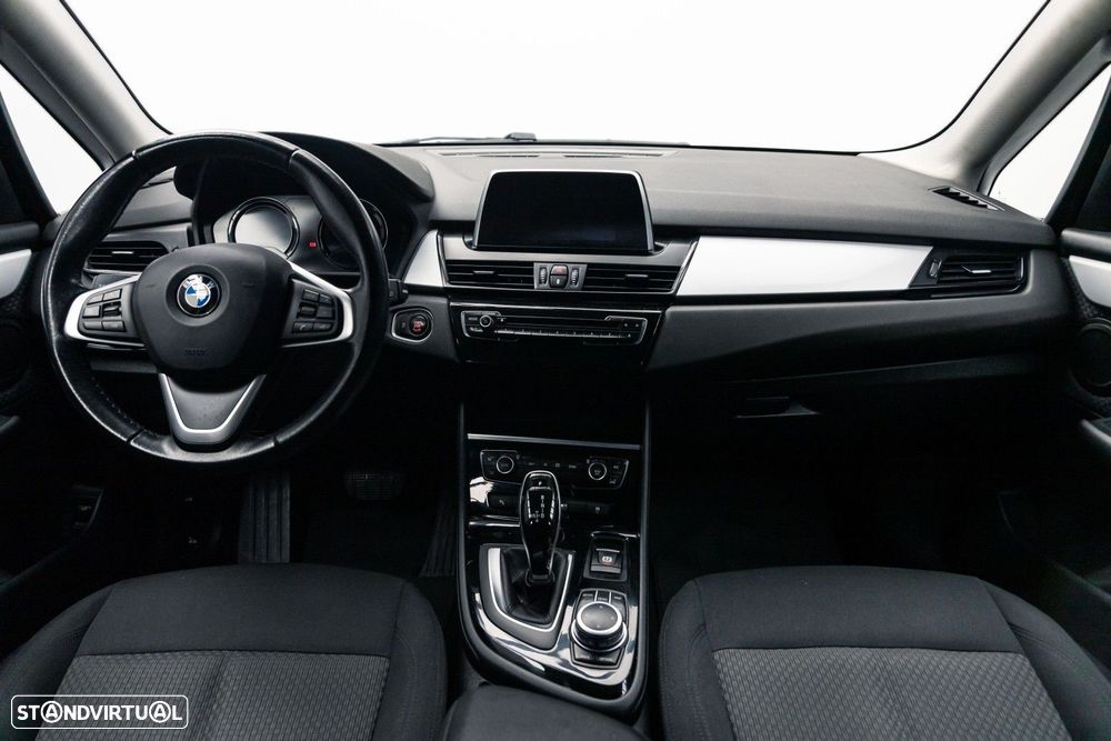 BMW 218 Active Tourer i Advantage Auto - 14