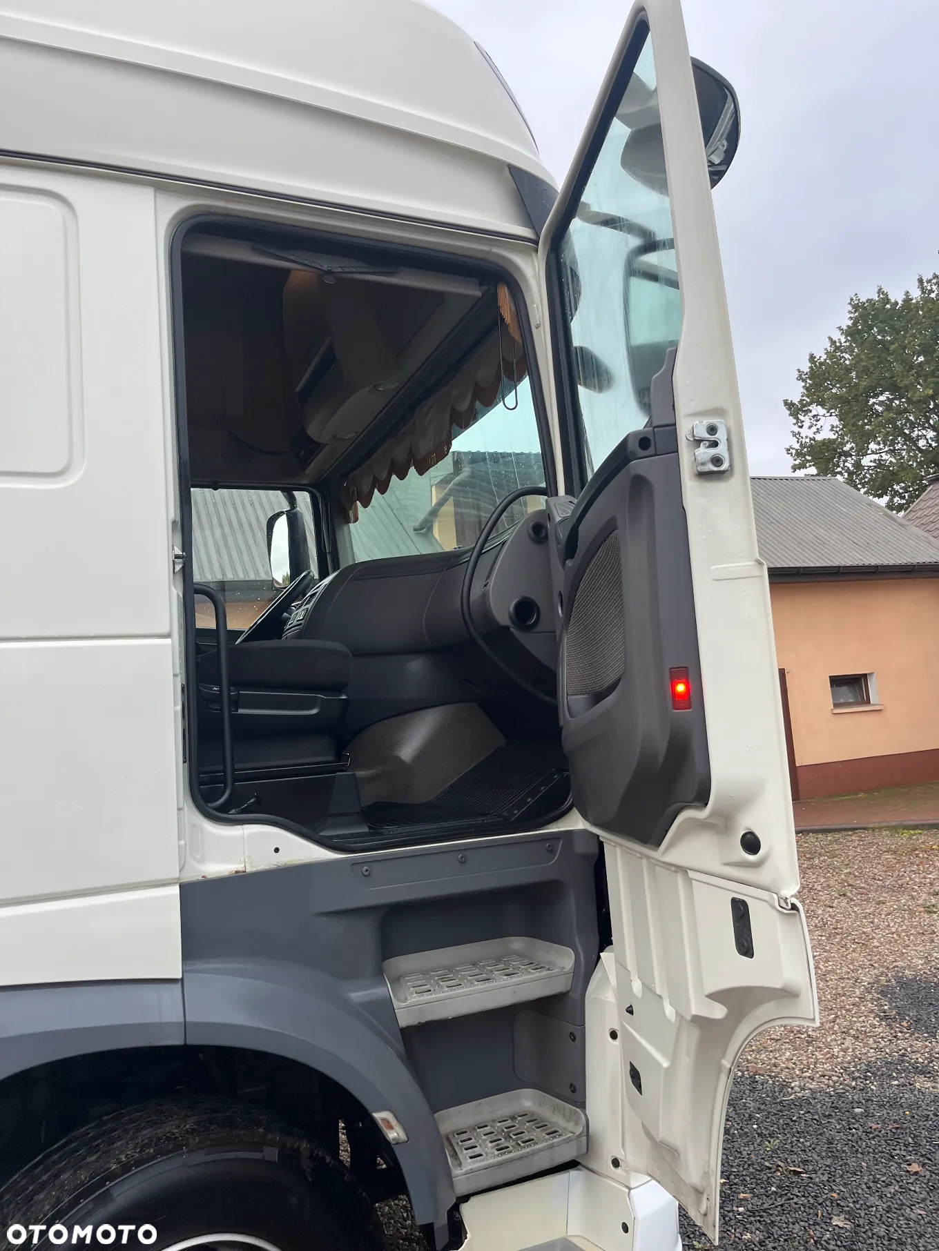 DAF - 28