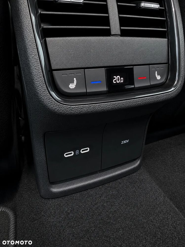 Skoda Octavia 2.0 TDI RS DSG - 18