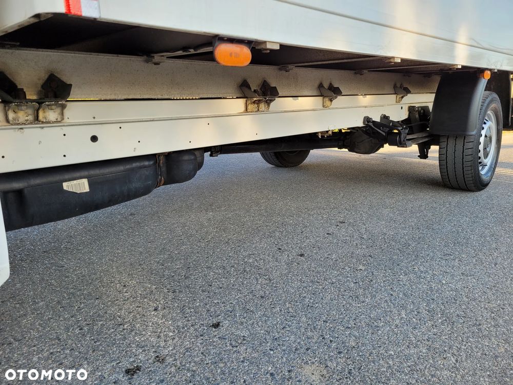 Volkswagen Crafter - 10