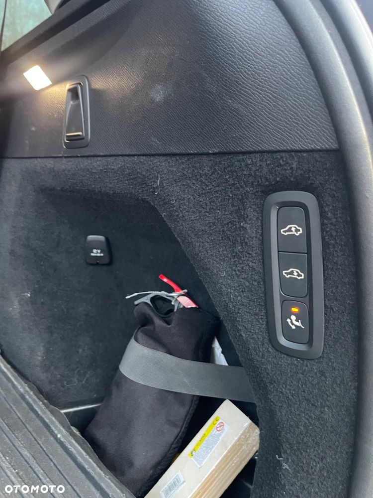 Volvo XC 90 D5 SCR AWD Inscription 7os - 15