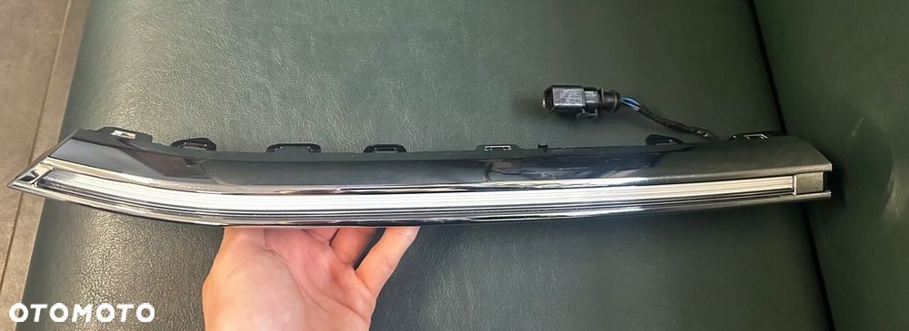 LED ATRAPY PRAWY VW T-ROC 2GA LIFT PO 2022 2GA941654A - 2