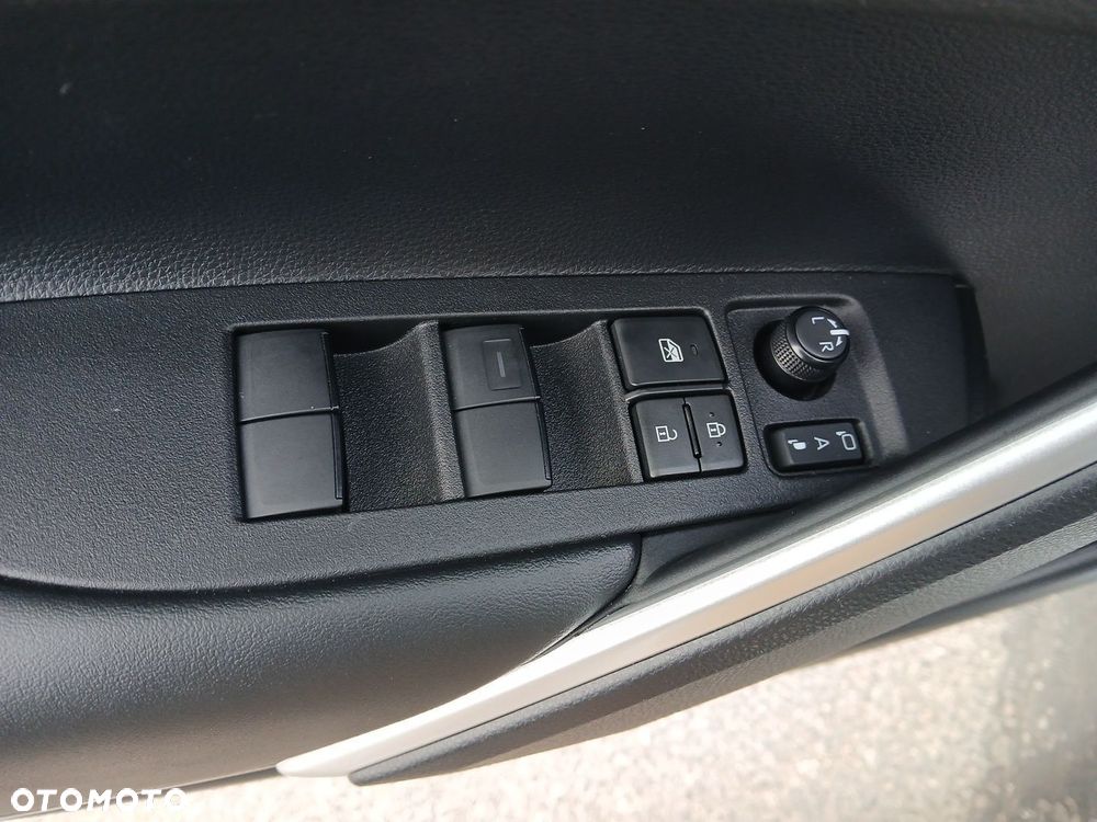 Toyota Corolla Cross - 41